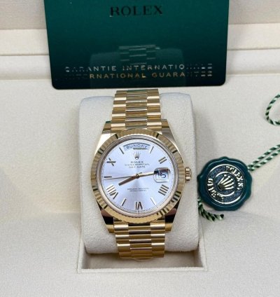 Rolex Day-date 40 228238 Day-date 40mm Yellow Gold Silver Roman Dial President
