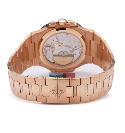 Patek Philippe Nautilus 18k Rose Gold 5712 1r-001 - Ats-w007866