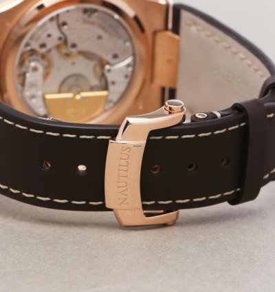 Patek Philippe Nautilus 18k Rose Gold 5712r-001 - Ats-w007785