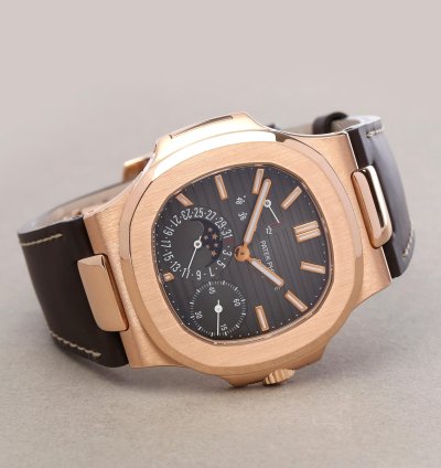 Patek Philippe Nautilus 18k Rose Gold 5712r-001 - Ats-w007891