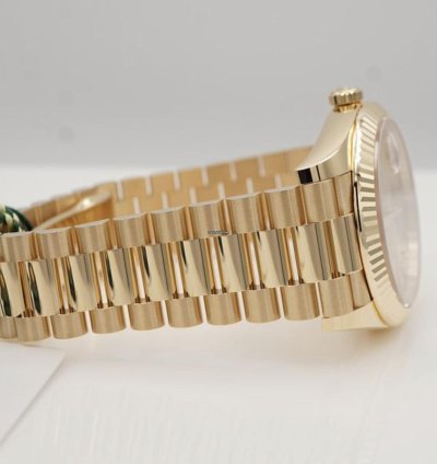 Rolex Day-date 40 228238 Pave Neu 2024 Full Set
