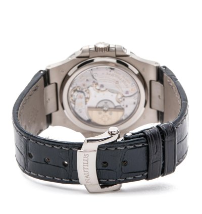 Patek Philippe Nautilus 18k White Gold 5712g-001 - Ats-w007843