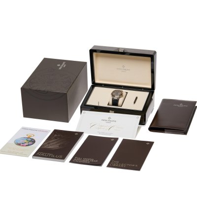 Patek Philippe Nautilus 18k White Gold 5712g-001 - Ats-w007890