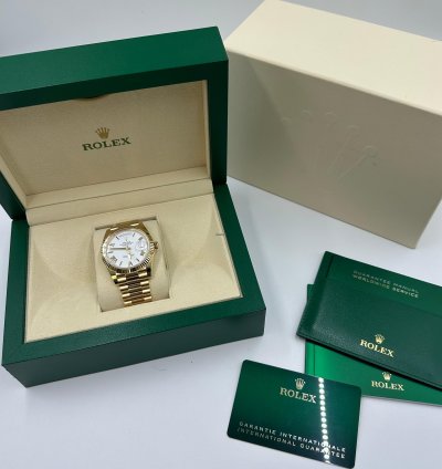 Rolex Day-date 40 228238 White Roman Dial