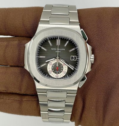 Patek Philippe Nautilus 2011 Mint Full Set Steel Nautilus 5980 1a-014 Black Dial