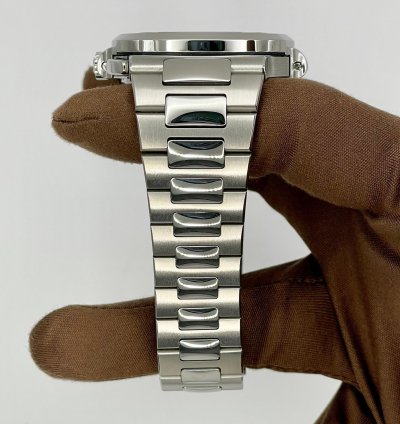 Patek Philippe Nautilus 2011 Mint Full Set Steel Nautilus 5980 1a-014 Black Dial
