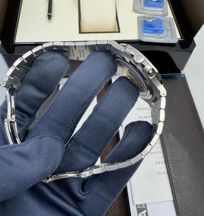 Patek Philippe Nautilus 2012 Mint Box Papers Blue Dial Steel Moonphase Power Reserve Nautilus