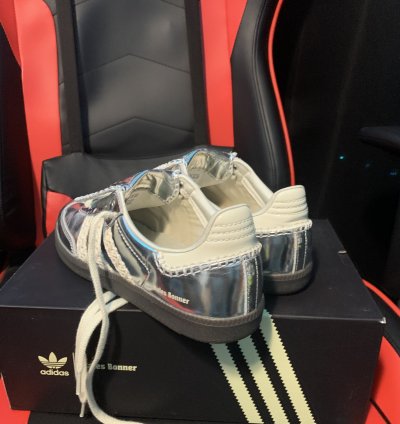 Silver Sambas