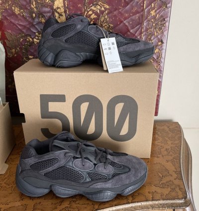 Size 10 Adidas Yeezy 500 Utility Black Brand New