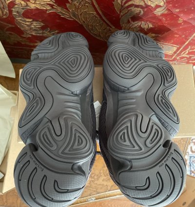 Size 10 Adidas Yeezy 500 Utility Black Brand New