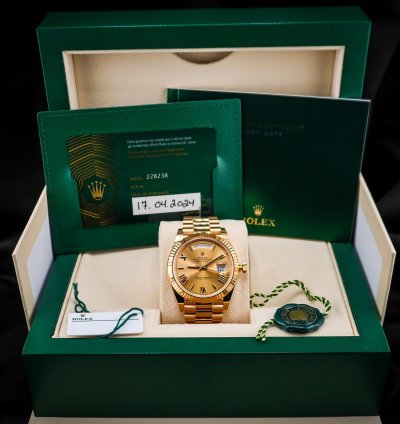 Rolex Day-date 40 228238-0006