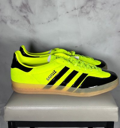 Size 13 5 - Throwing Fits Friends Family Gazelle Indoor