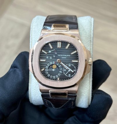 Patek Philippe Nautilus 2018 5712r-001 Rose Gold Brown Leather Strap