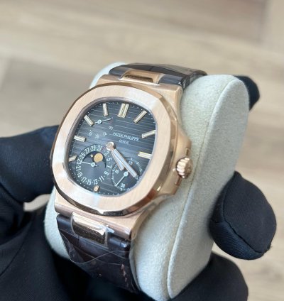 Patek Philippe Nautilus 2018 5712r-001 Rose Gold Brown Leather Strap