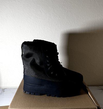Size 9 5 - Adidas Yeezy 950 Boot Pirate Black
