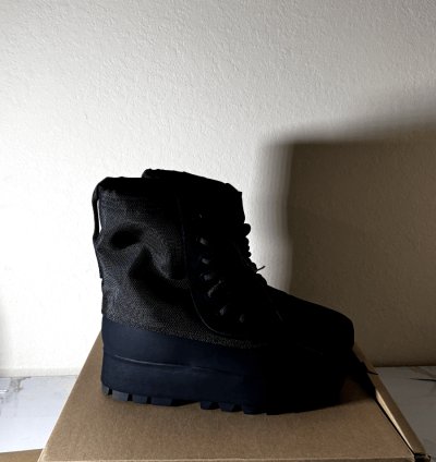 Size 9 5 - Adidas Yeezy 950 Boot Pirate Black