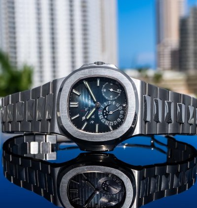 Patek Philippe Nautilus 2022 Nautilus 5712 1a Blue Dial 40mm