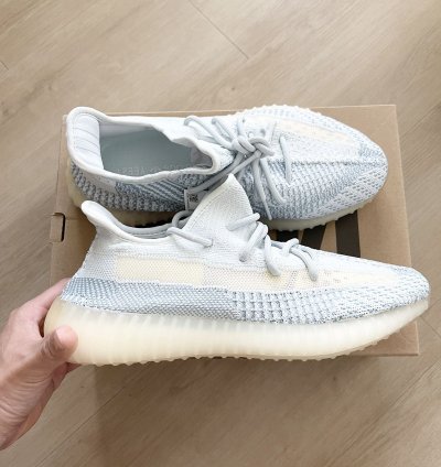 Steal Adidas Yeezy Boost 350 V2 Cloud White - Size 9