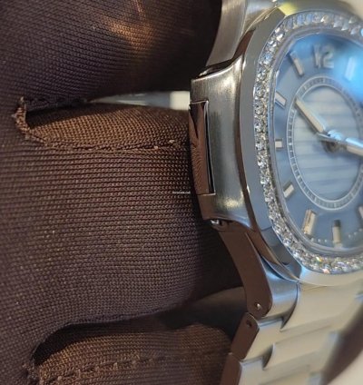 Patek Philippe Nautilus 33 6mm Steel - Blue Satin Finished Dial - Bracelet 7008-1a-001