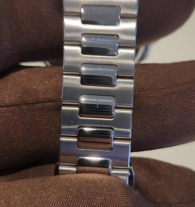 Patek Philippe Nautilus 33 6mm Steel - Blue Satin Finished Dial - Bracelet 7008-1a-001