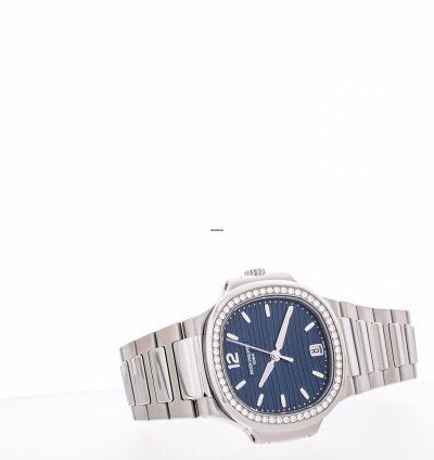 Patek Philippe Nautilus 35 Steel Blue Diamond 7118 1200a-001 Like New 2021 Full Set