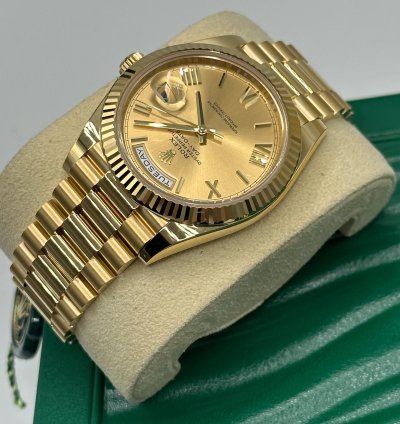 Rolex Day-date 40 228238champ Roman