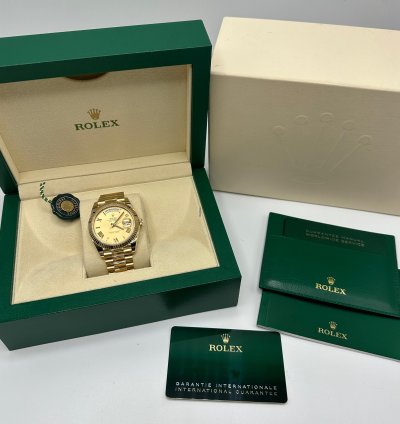 Rolex Day-date 40 228238champ Roman