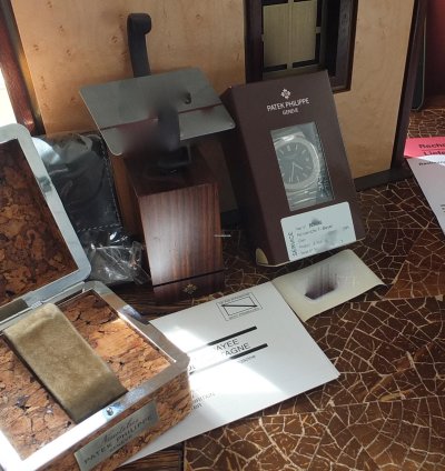 Patek Philippe Nautilus 3700 1 Jumbo Nautilus Beyer Korkbox 1977 Geneve Double Sealed-neuer Service