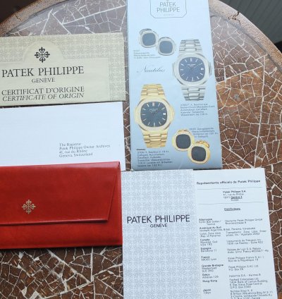 Patek Philippe Nautilus 3700 1 Nautilus Belin 18k Gelbgold Erstbesitz Full Set Double Geneve Sealed