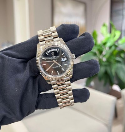 Rolex Day-date 40 228239 Black Index Dial
