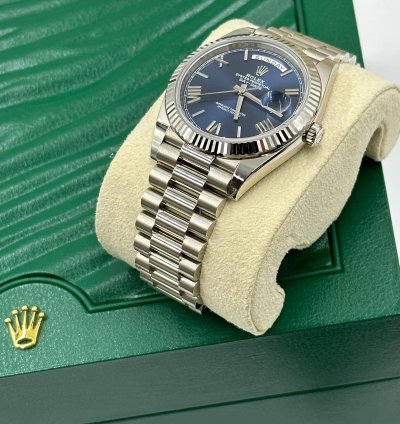 Rolex Day-date 40 228239 Blue Roman