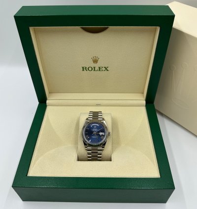 Rolex Day-date 40 228239 Blue Roman