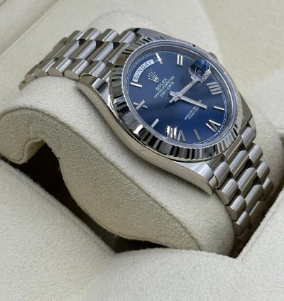 Rolex Day-date 40 228239 Blue Roman