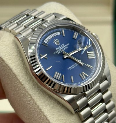 Rolex Day-date 40 228239 Blue Roman