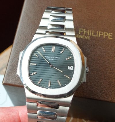Patek Philippe Nautilus 3700 11 Nautilus Stahl Sigma Dial Blue-green Korkbox 1985 Service Pp Aus 09 2020