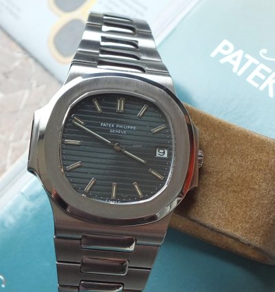 Patek Philippe Nautilus 3700 11 Nautilus Stahl Sigma Dial Blue-green Korkbox 1985 Service Pp Aus 09 2020