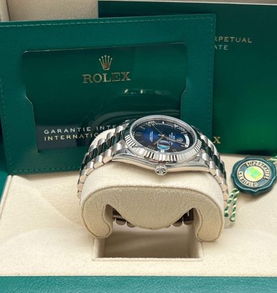 Rolex Day-date 40 228239 Day-date 40mm White Gold Blue Ombre Roman Dial Presidential