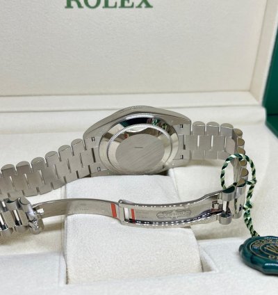 Rolex Day-date 40 228239 Green Dial