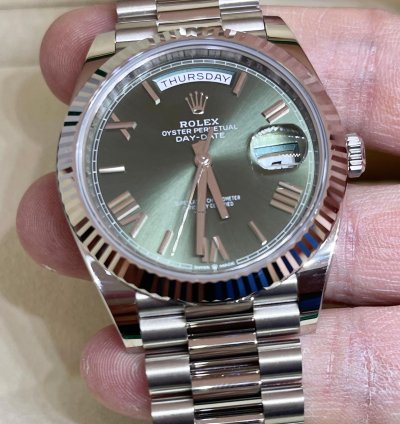 Rolex Day-date 40 228239 Green Dial