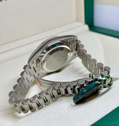Rolex Day-date 40 228239 Green Dial