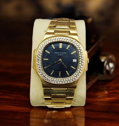 Patek Philippe Nautilus 3700 13