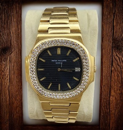 Patek Philippe Nautilus 3700 13