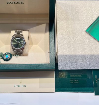 Rolex Day-date 40 228239 Olive Dial Fullset