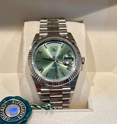 Rolex Day-date 40 228239 Olive Dial Fullset