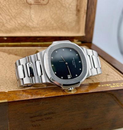 Patek Philippe Nautilus 3700 Jumbo 1973 Extrait Archive Box