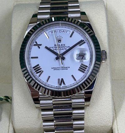 Rolex Day-date 40 228239 White Roman White Gold President