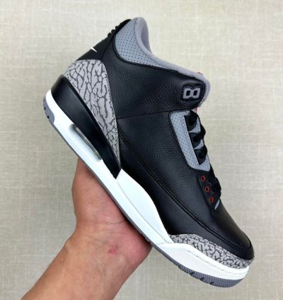 2024 Jordan 3 Black Cement Men 10 5