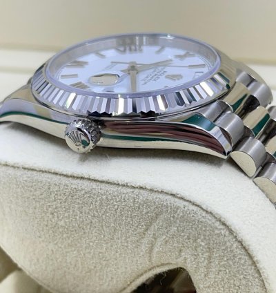 Rolex Day-date 40 228239 White Roman White Gold President