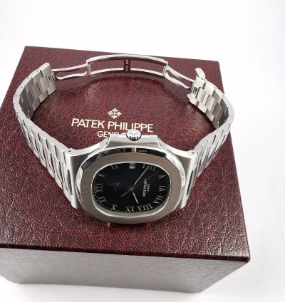 Patek Philippe Nautilus 3710 1a Full Set Serviced By Patek 2022