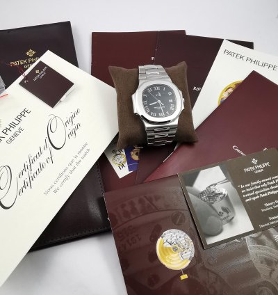 Patek Philippe Nautilus 3710 1a Full Set Serviced By Patek 2022